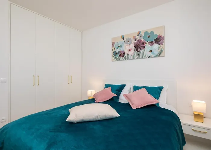 아파트 Luxury Sea View Anda 마카르스카