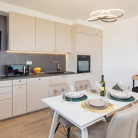 Anda - Luxury Sea View Апартаменты Макарска